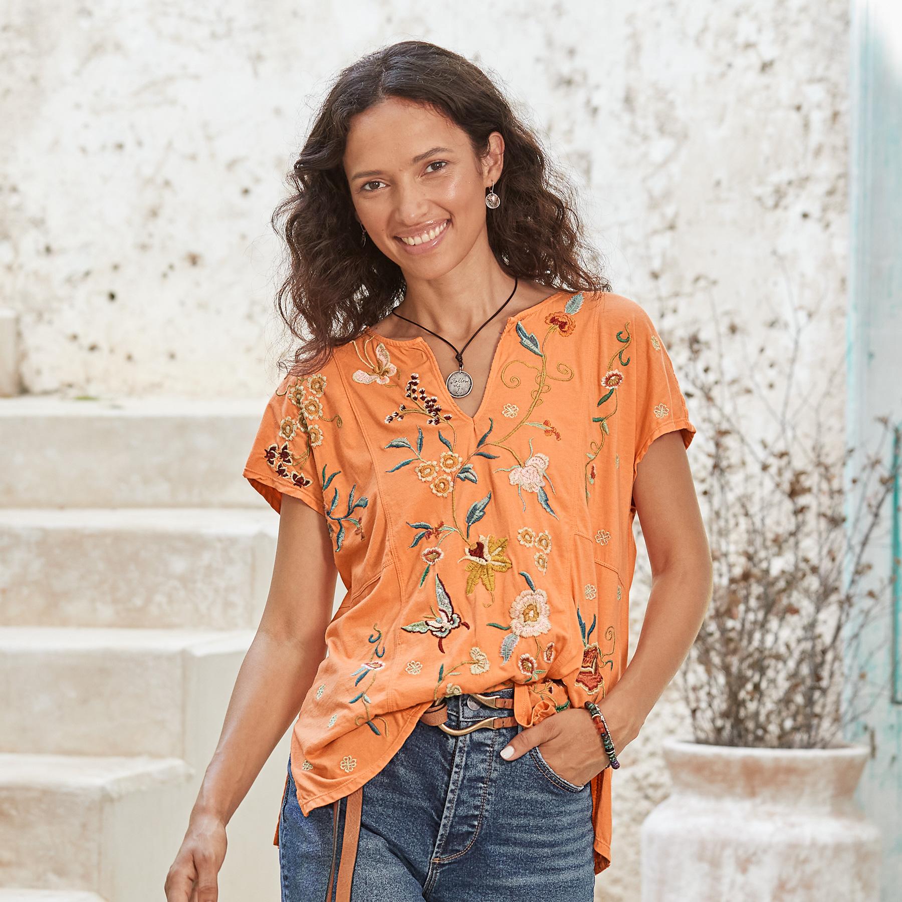 Premium Suki Easy Tee