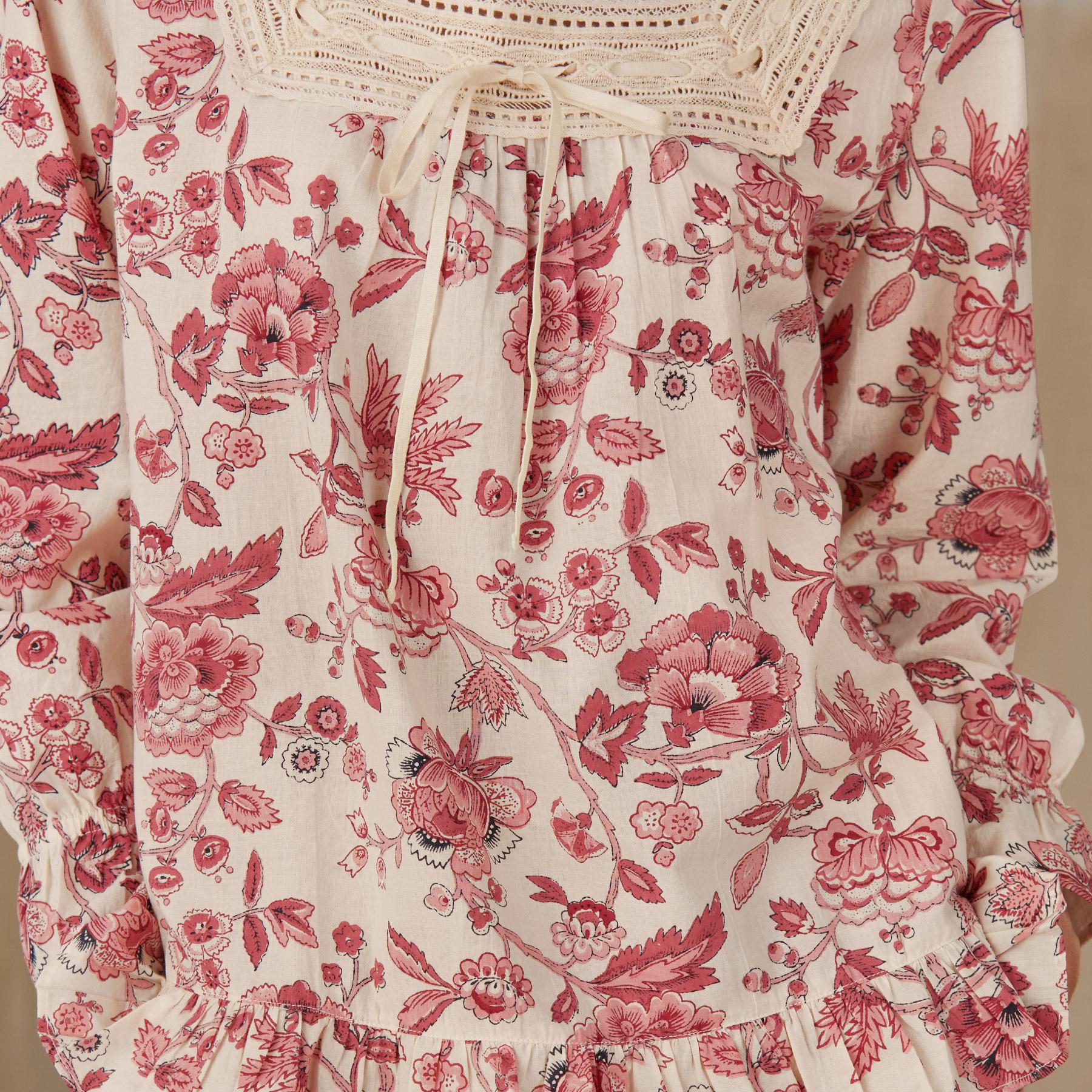 Luxurious Clarissa Floral Pajamas for a Cozy Retreat
